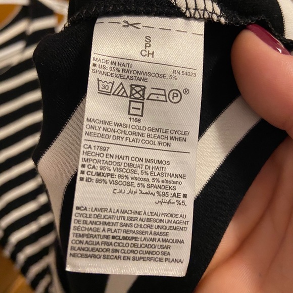 Old navy swing dress - Picture 4 of 4